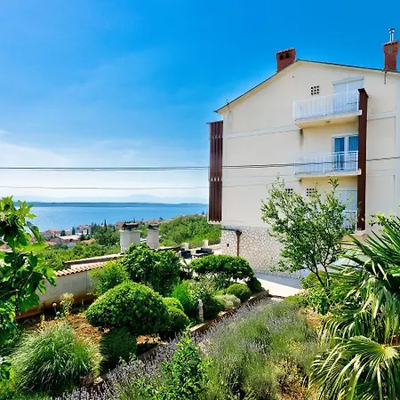 Lichtdurchflutetes Nur 600 Meter Zum Sandstrand Mit Pool, Gym, Meerblick Apartman