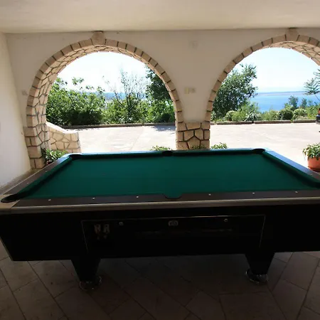 Apartman Lichtdurchflutetes Nur 600 Meter Zum Sandstrand Mit Pool, Gym, Meerblick Crikvenica