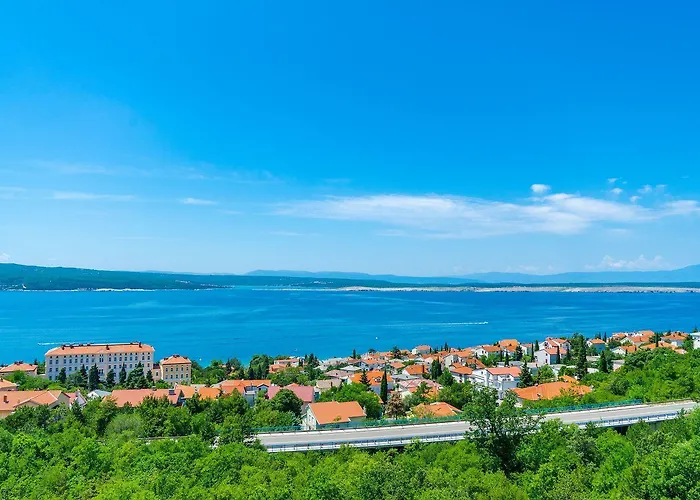 Lichtdurchflutetes Nur 600 Meter Zum Sandstrand Mit Pool, Gym, Meerblick