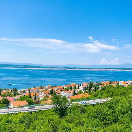 Lichtdurchflutetes Nur 600 Meter Zum Sandstrand Mit Pool, Gym, Meerblick