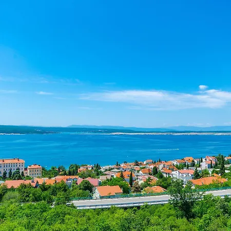 Lichtdurchflutetes Nur 600 Meter Zum Sandstrand Mit Pool, Gym, Meerblick