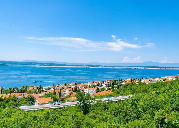 Lichtdurchflutetes Nur 600 Meter Zum Sandstrand Mit Pool, Gym, Meerblick