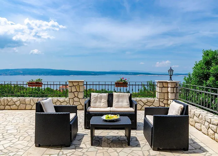 Lichtdurchflutetes Nur 600 Meter Zum Sandstrand Mit Pool, Gym, Meerblick Lejlighed Crikvenica